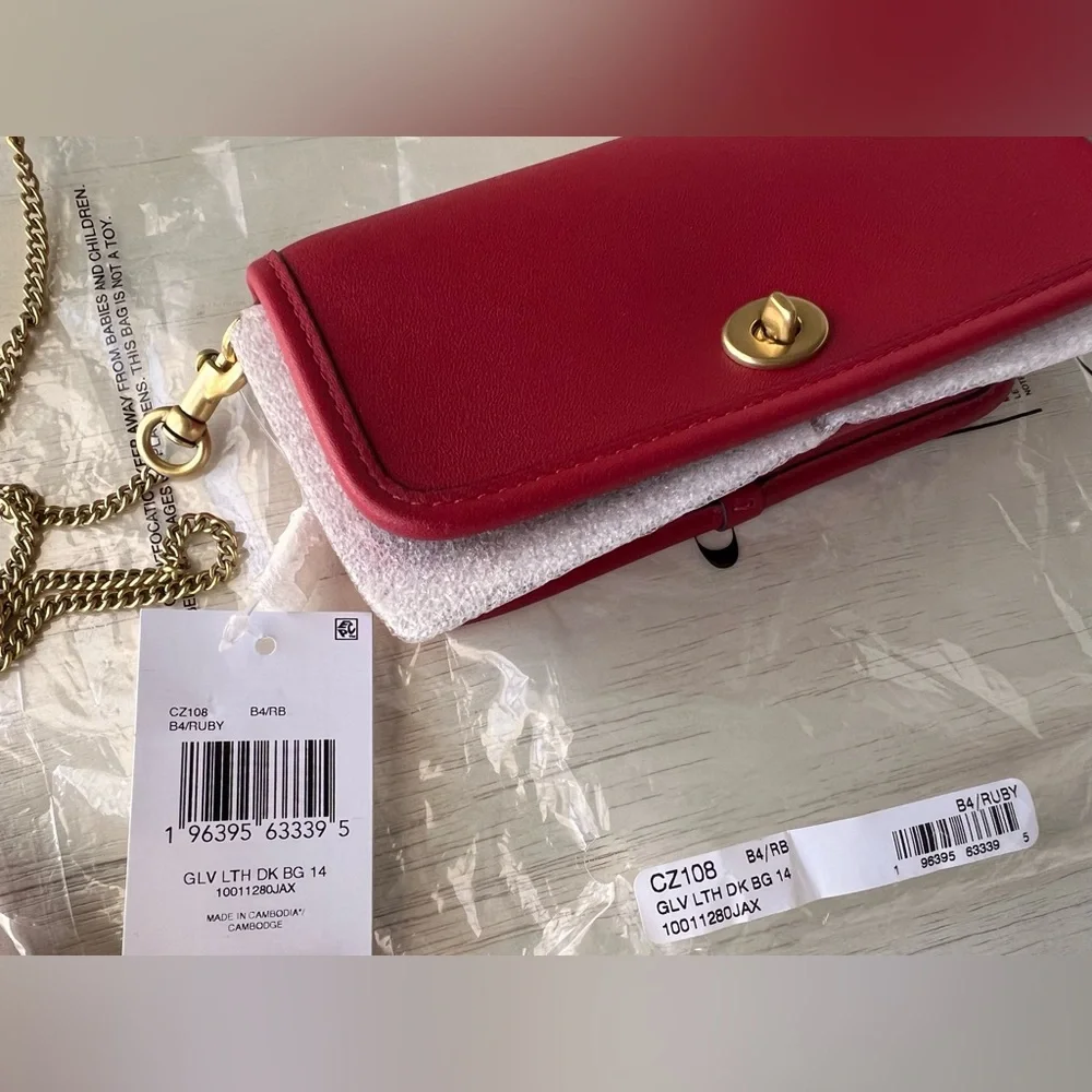 🍒 NWT COACH Glovetanned Leather Mini Dinky Bag 14 B4/ruby red limited edition - Picture 3 of 11